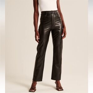 Abercrombie & Fitch Vegan Leather 90s Straight High Rise Pant Curve Love
